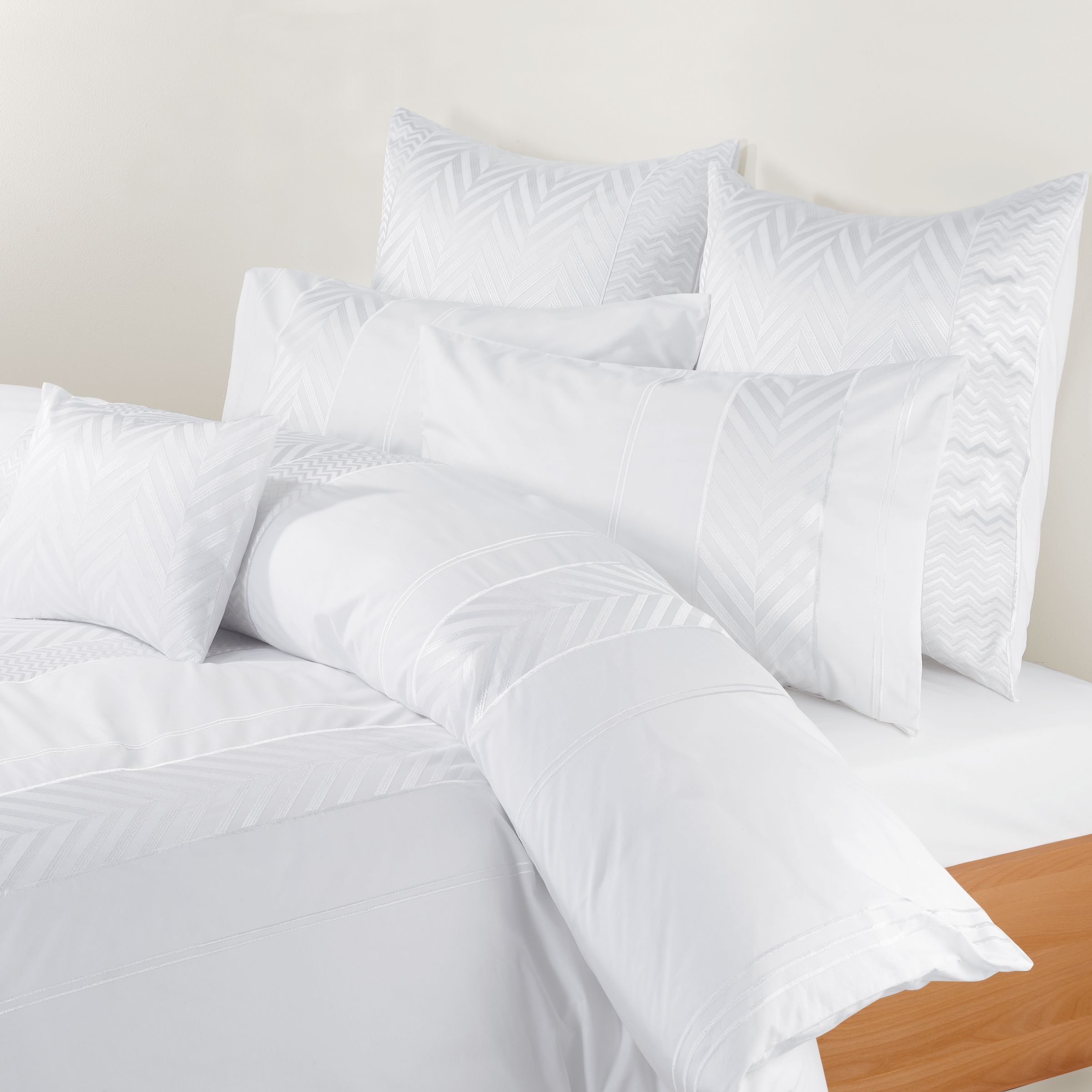 John Lewis Herringbone Duvet Cover, White, Super