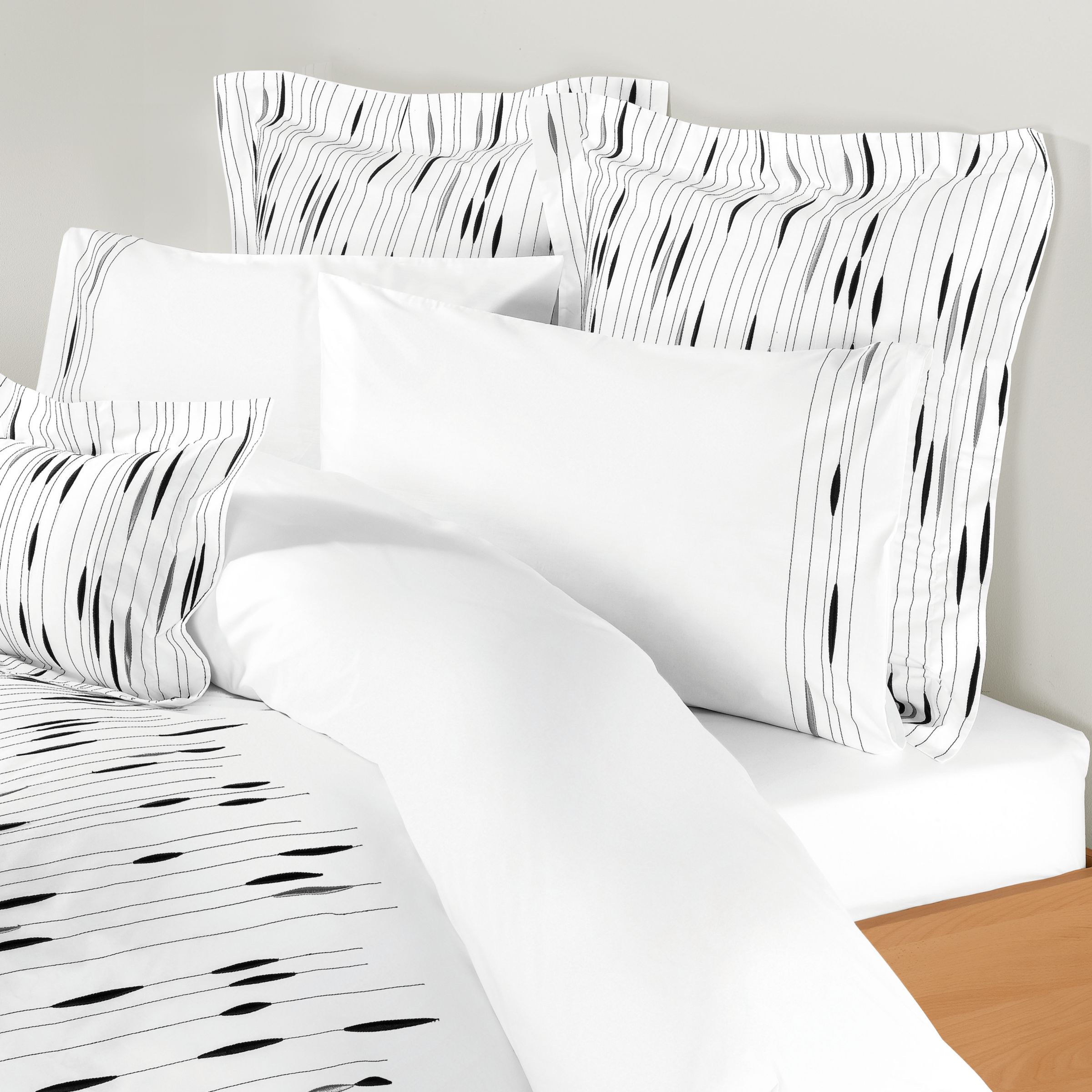 Symphony Duvet Covers, White