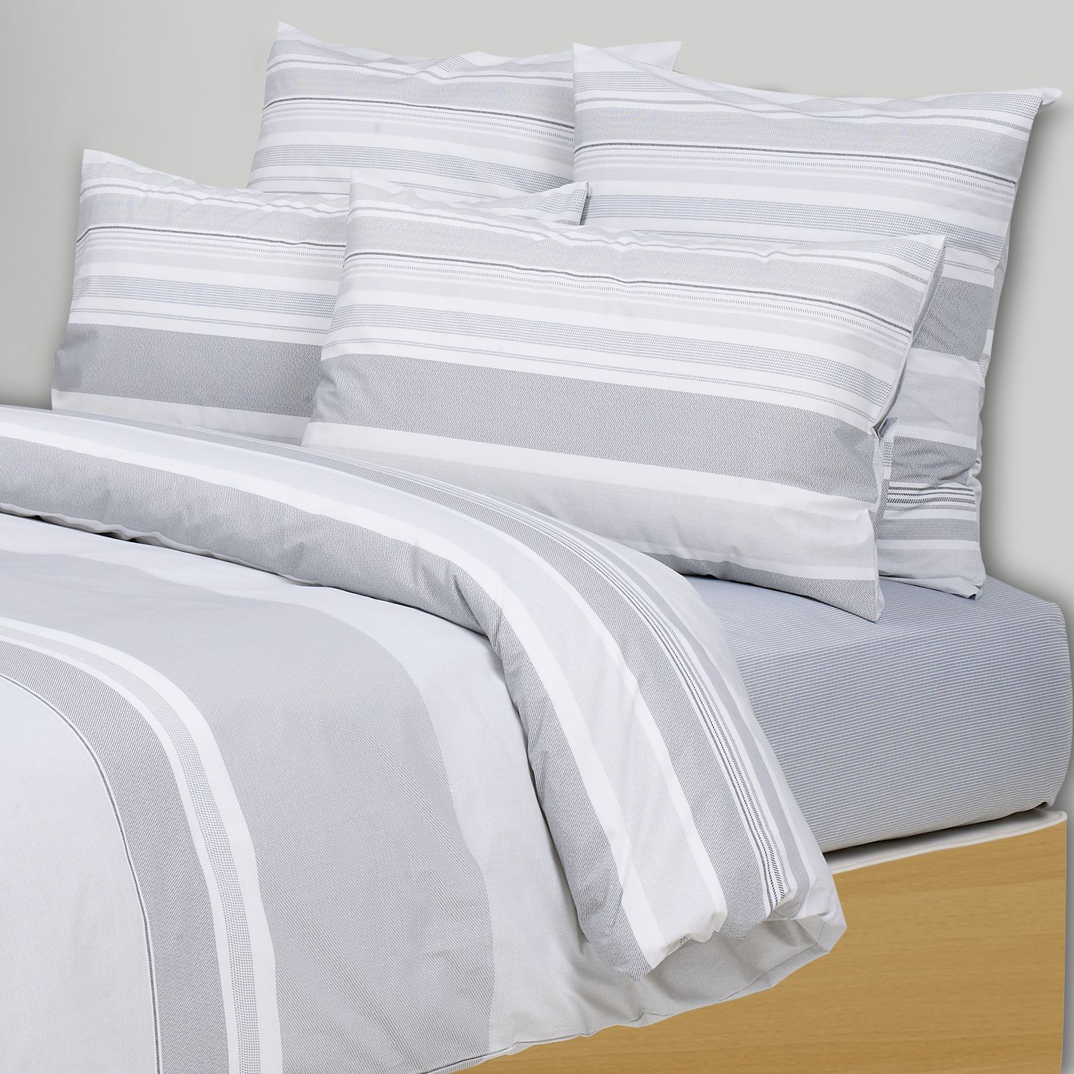 Onyx Duvet Cover, Flannel / White,