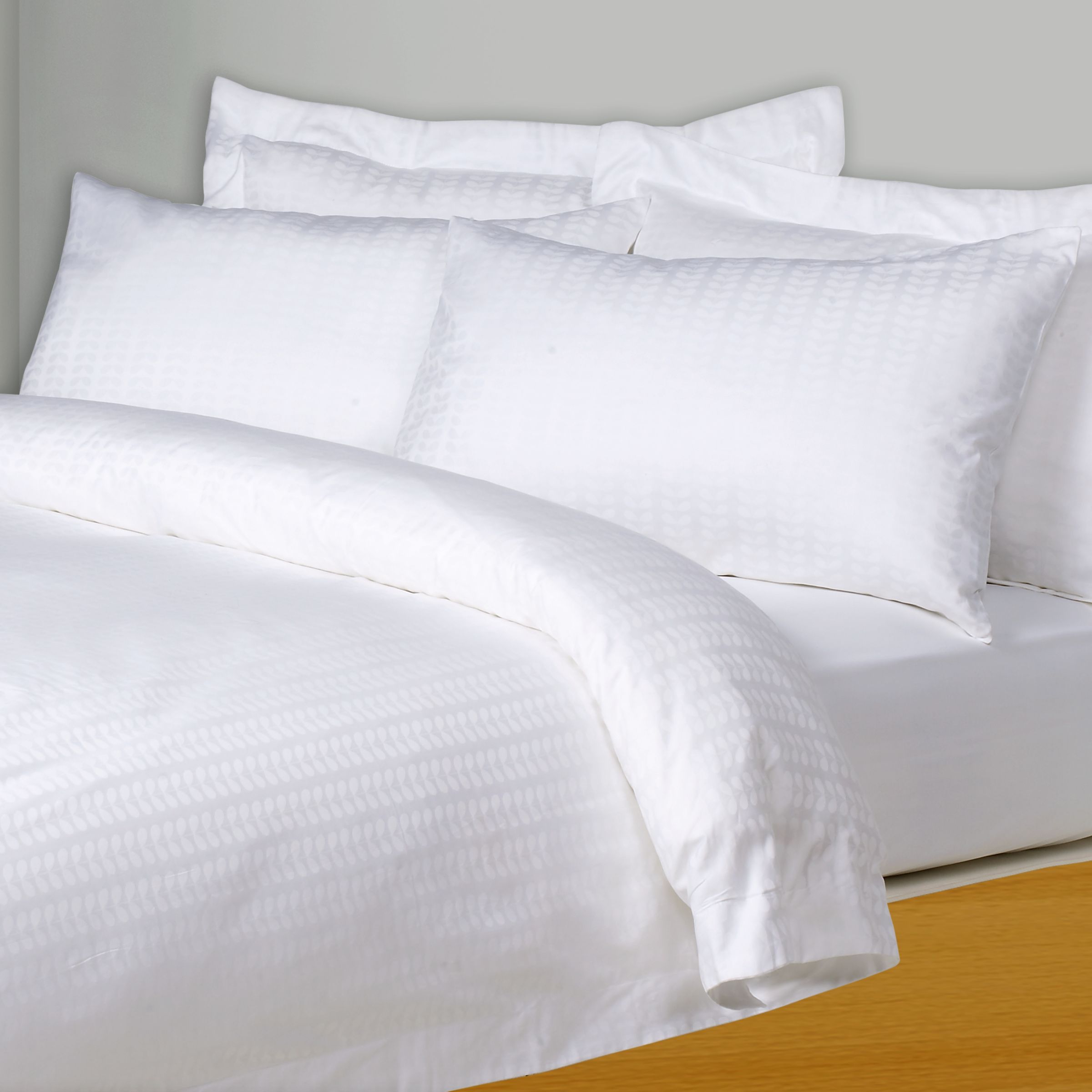 Tiny Stem Duvet Covers, White