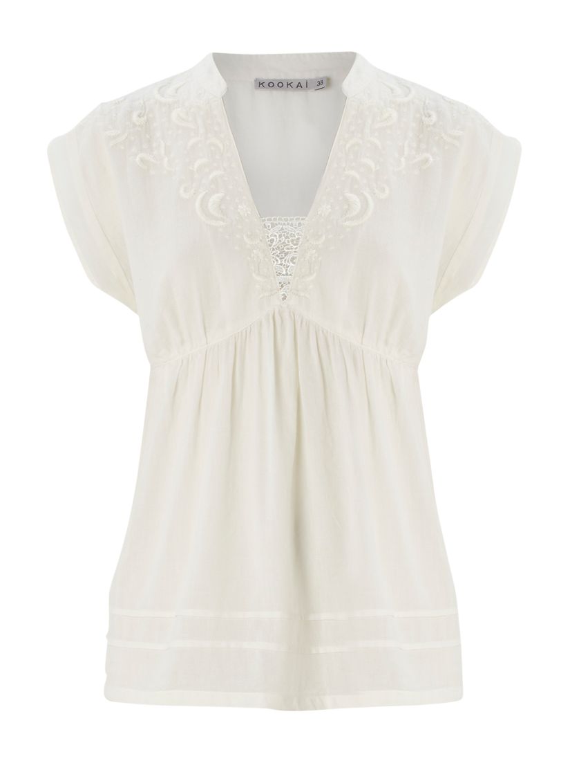 Sleeveless Embroidered Lace Trim Blouse,