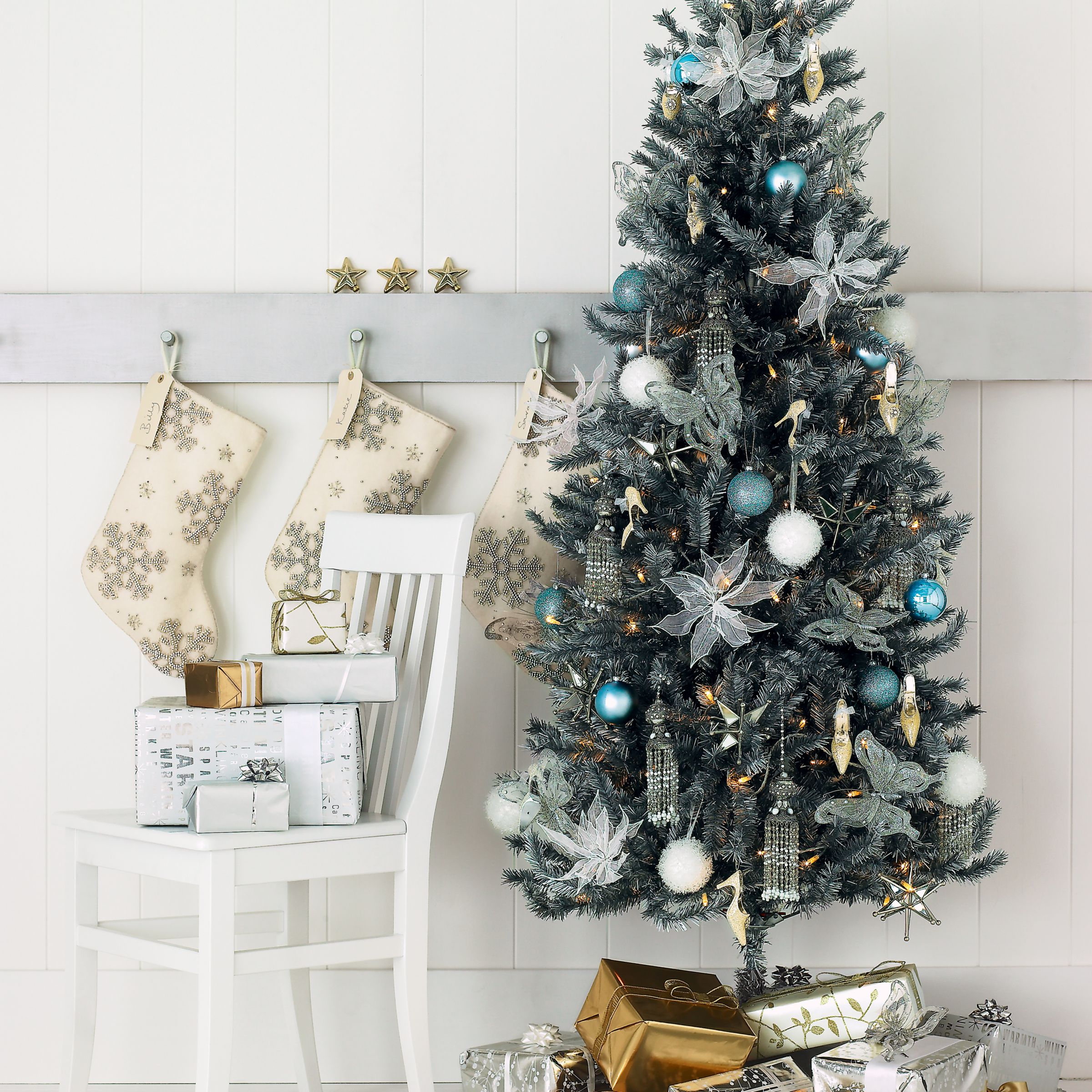 Ozarch Spruce Pre-Lit Tree, 6'6"�