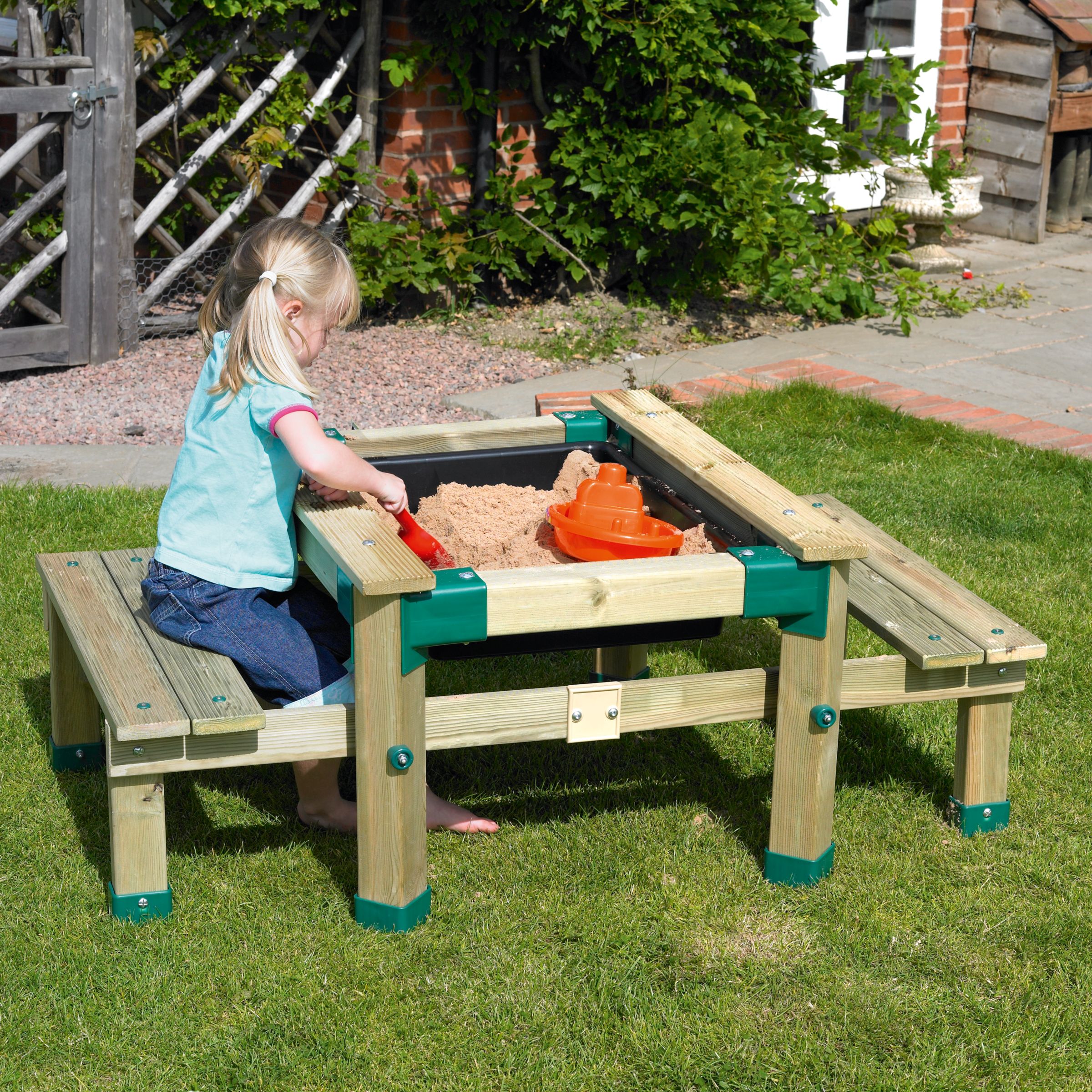 TP426 Forest Deluxe Picnic Table Sandpit