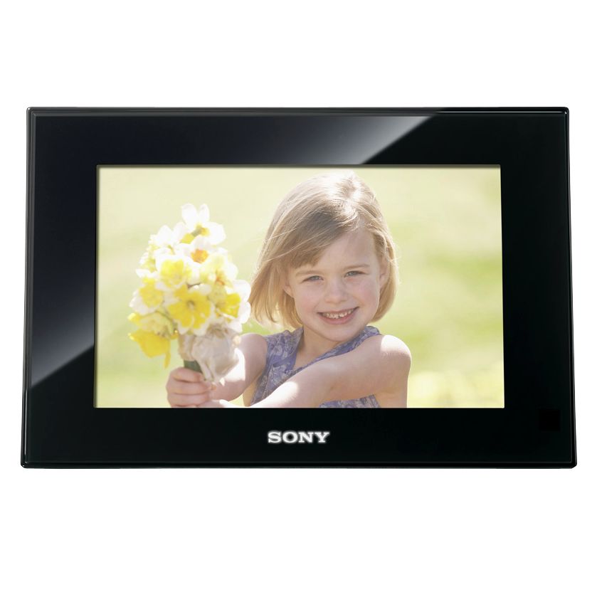 Sony DPFD70 LCD Digital Photo Frame 7 Inch Black