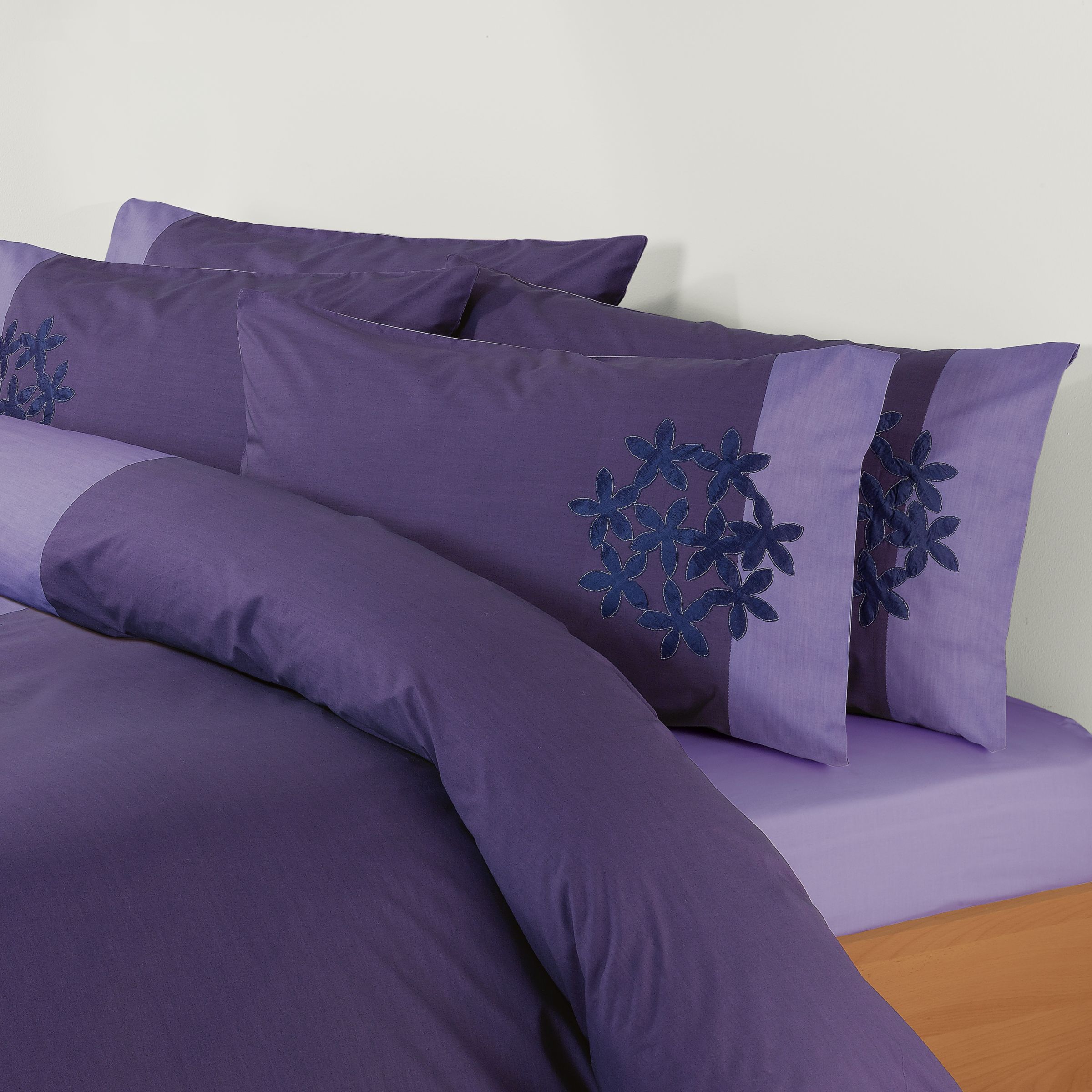John Lewis Flower Circles Standard Pillowcase, Blueberry
