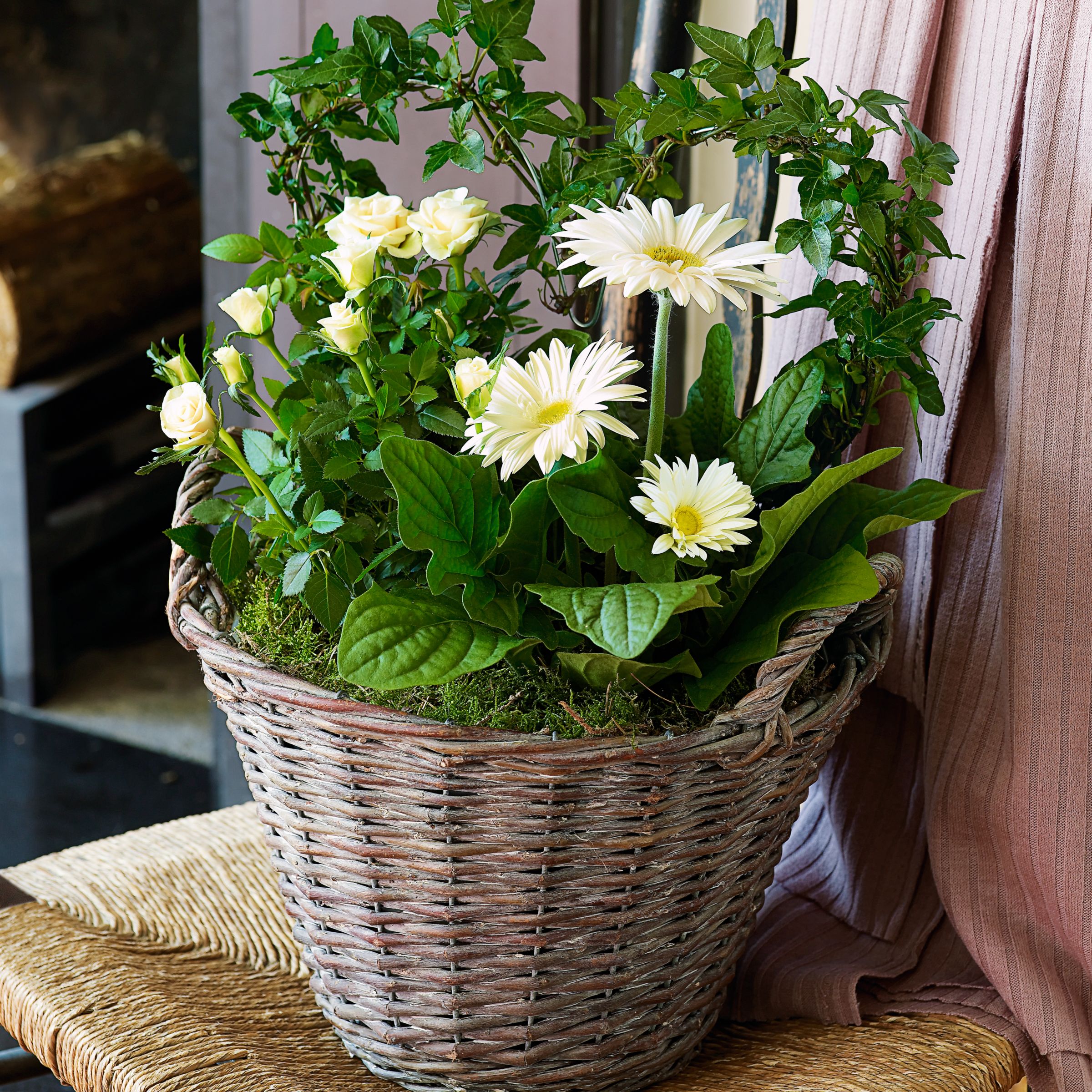 Germini heart basket