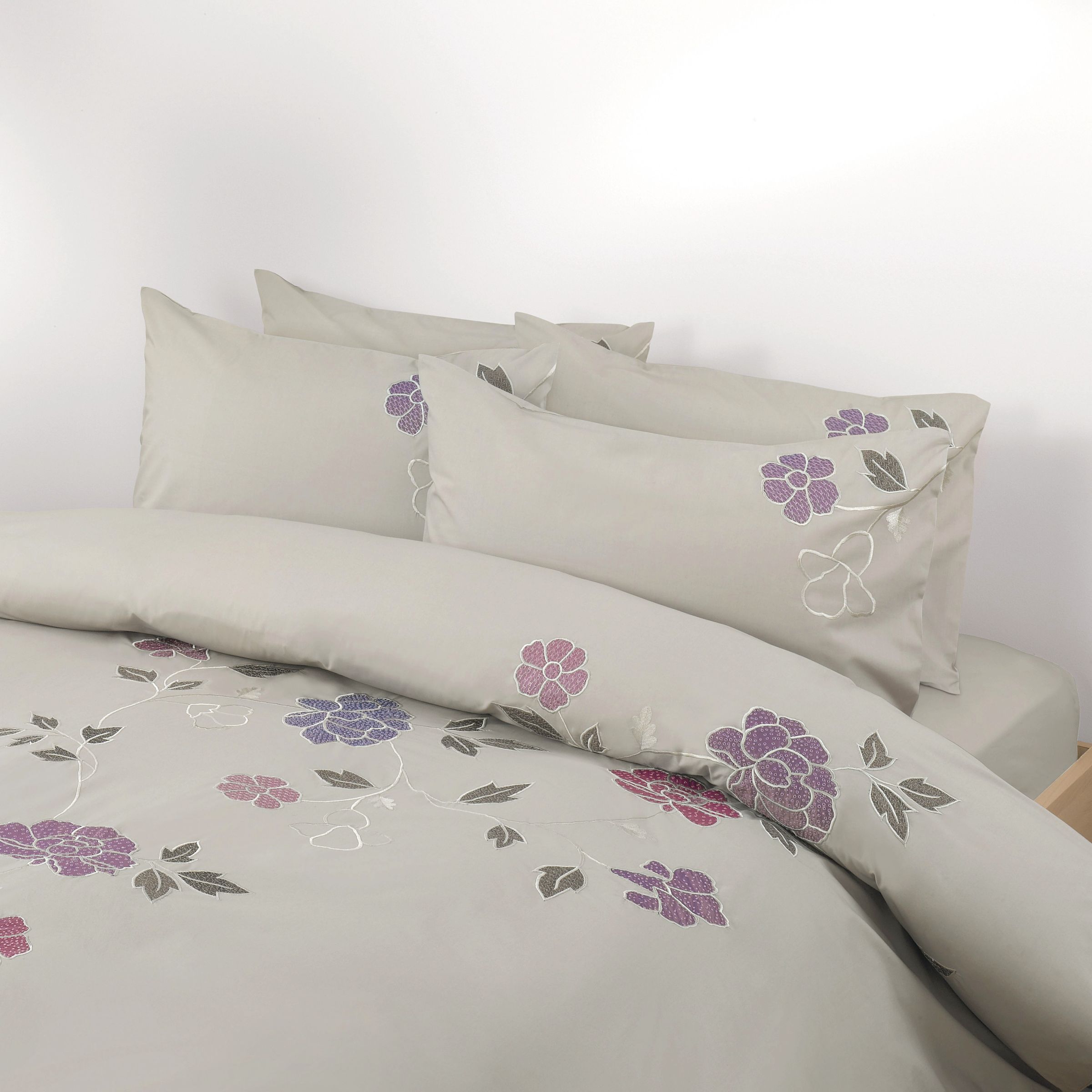 Coded Flower Duvet Cover, Cassis,