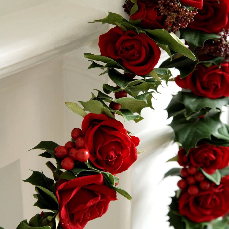 Bloom Red Rose Garland