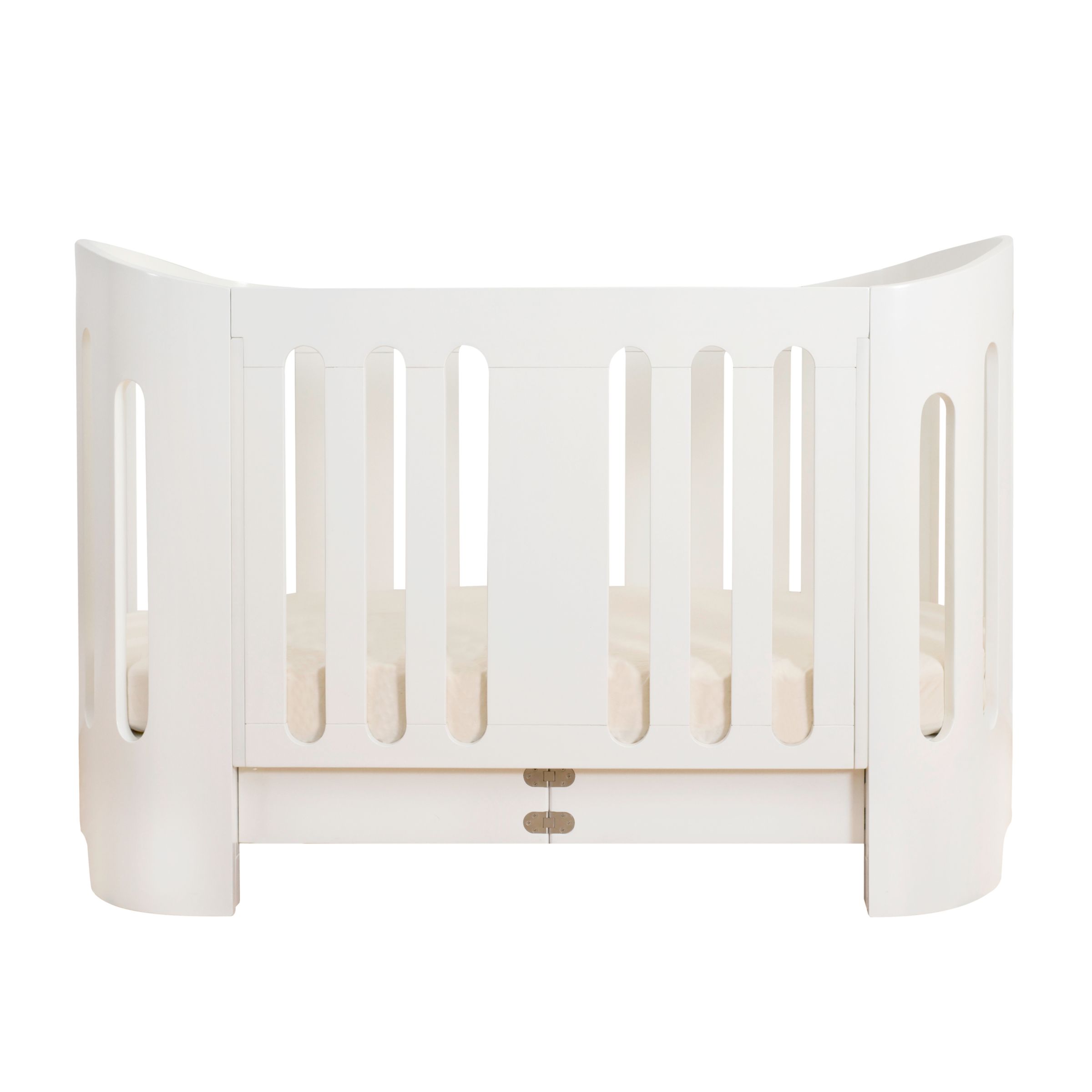 Bloom Luxo Sleep Baby Bed, Coconut White