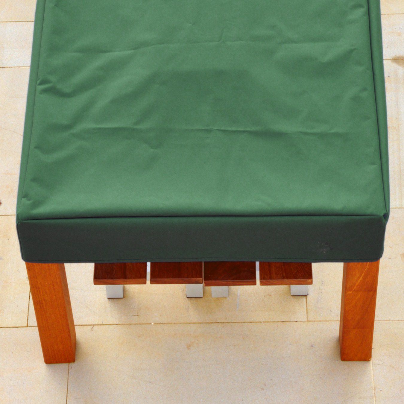 Cole Henley 8 Seat Barbecue Table Cover
