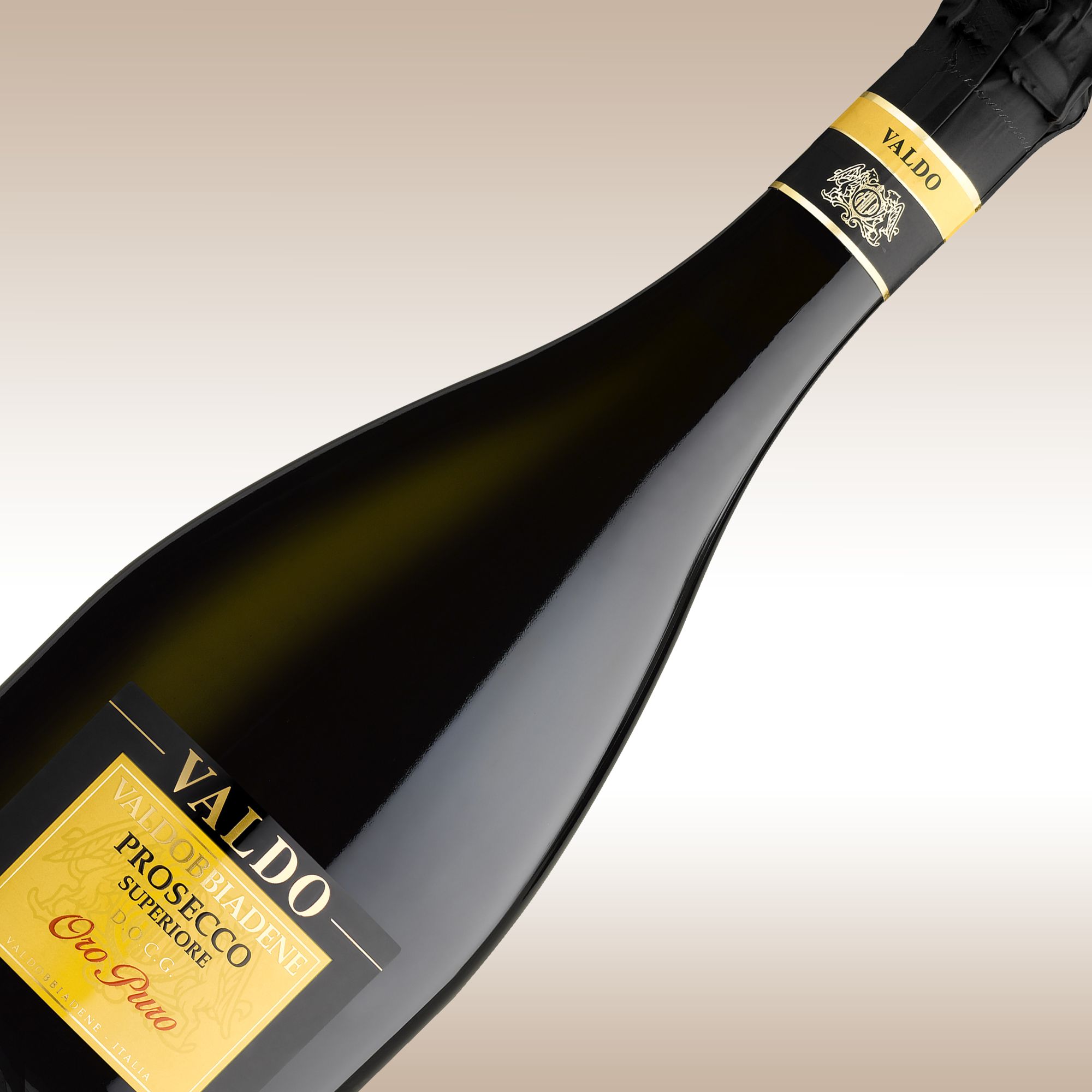 Oro Puro NV Prosecco Superiore Valdobbiadene DOCG, Italy