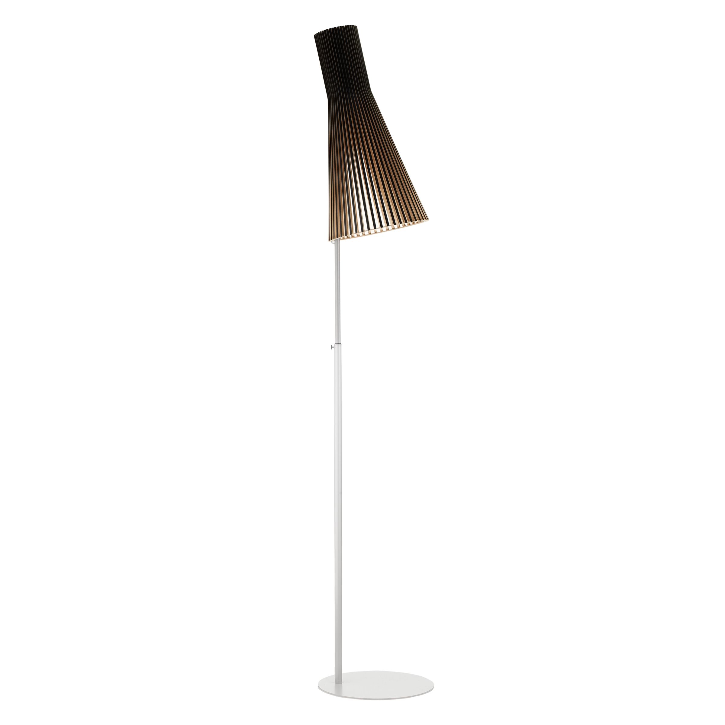 4210 Floor Lamp, Black