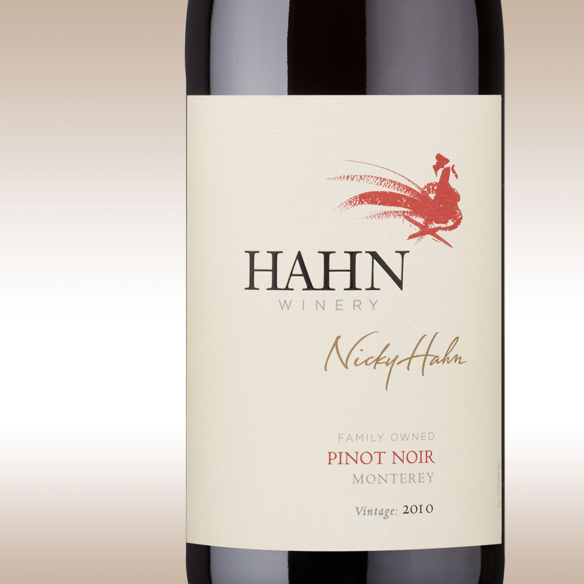 Hahn Winery Pinot Noir 2010 Monterey, California
