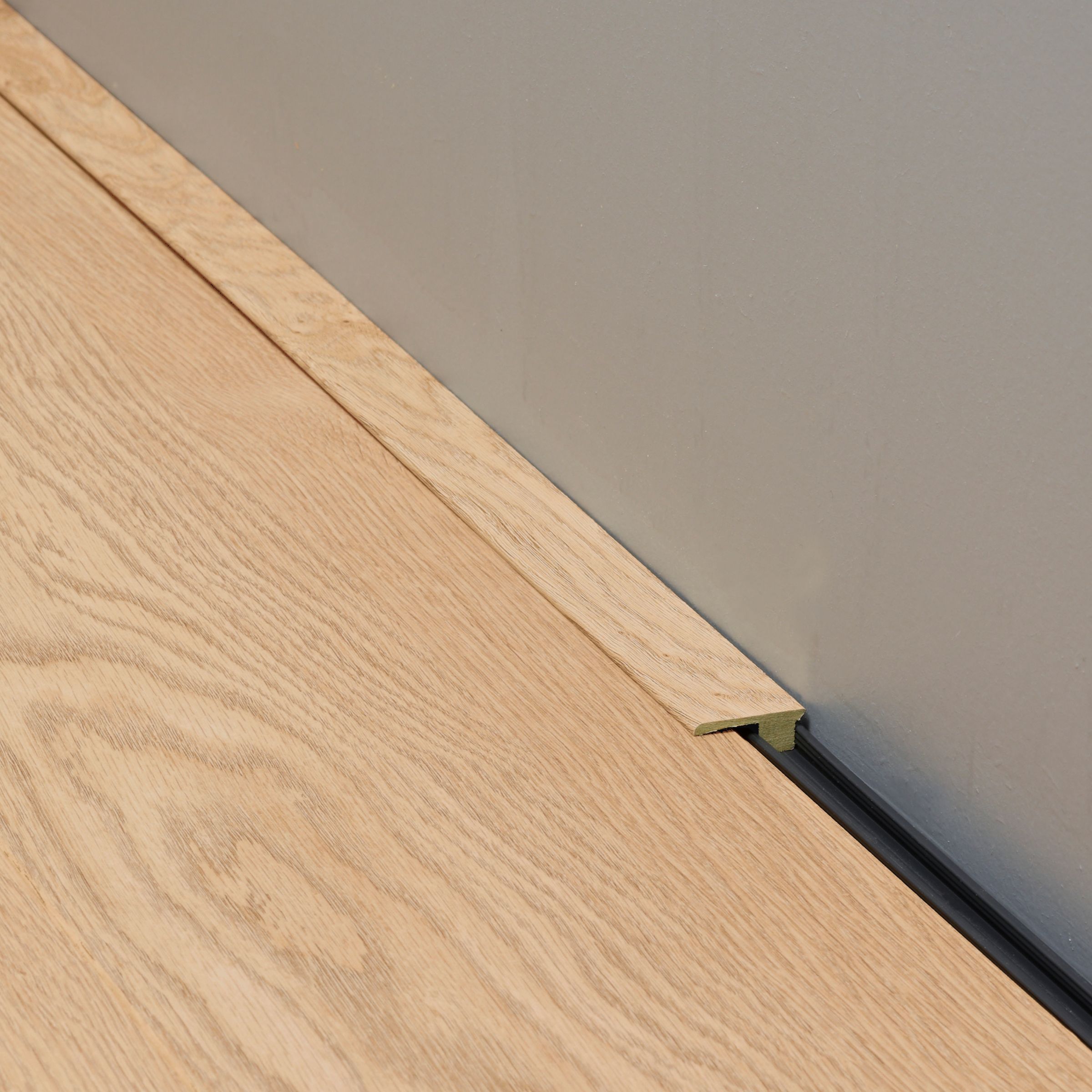 Balterio True Match Floor L-Bar, Refined Oak, 2.4m